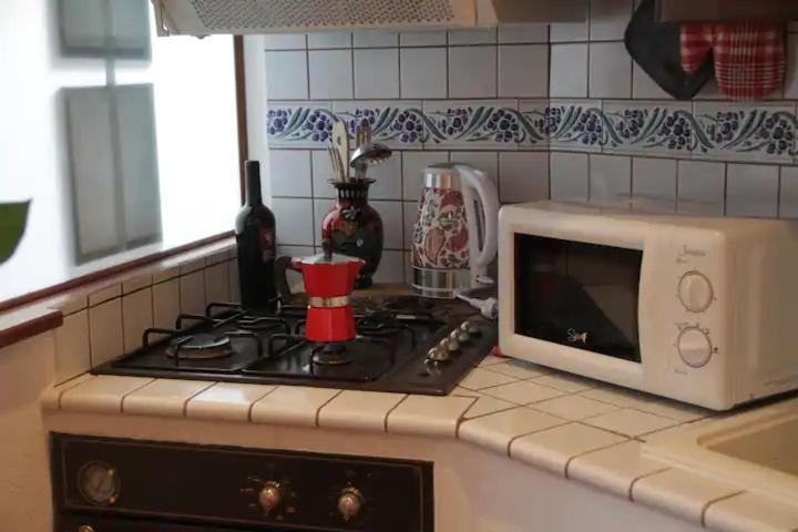 Accogliente Mansarda Nel Cuore Dell Antica Livorno Apartment ภายนอก รูปภาพ